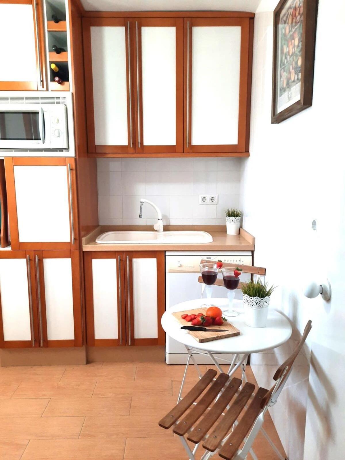 Paseo Del Rey - Fuengirola 2 Bedrooms Oceanfront Apartment Exterior foto